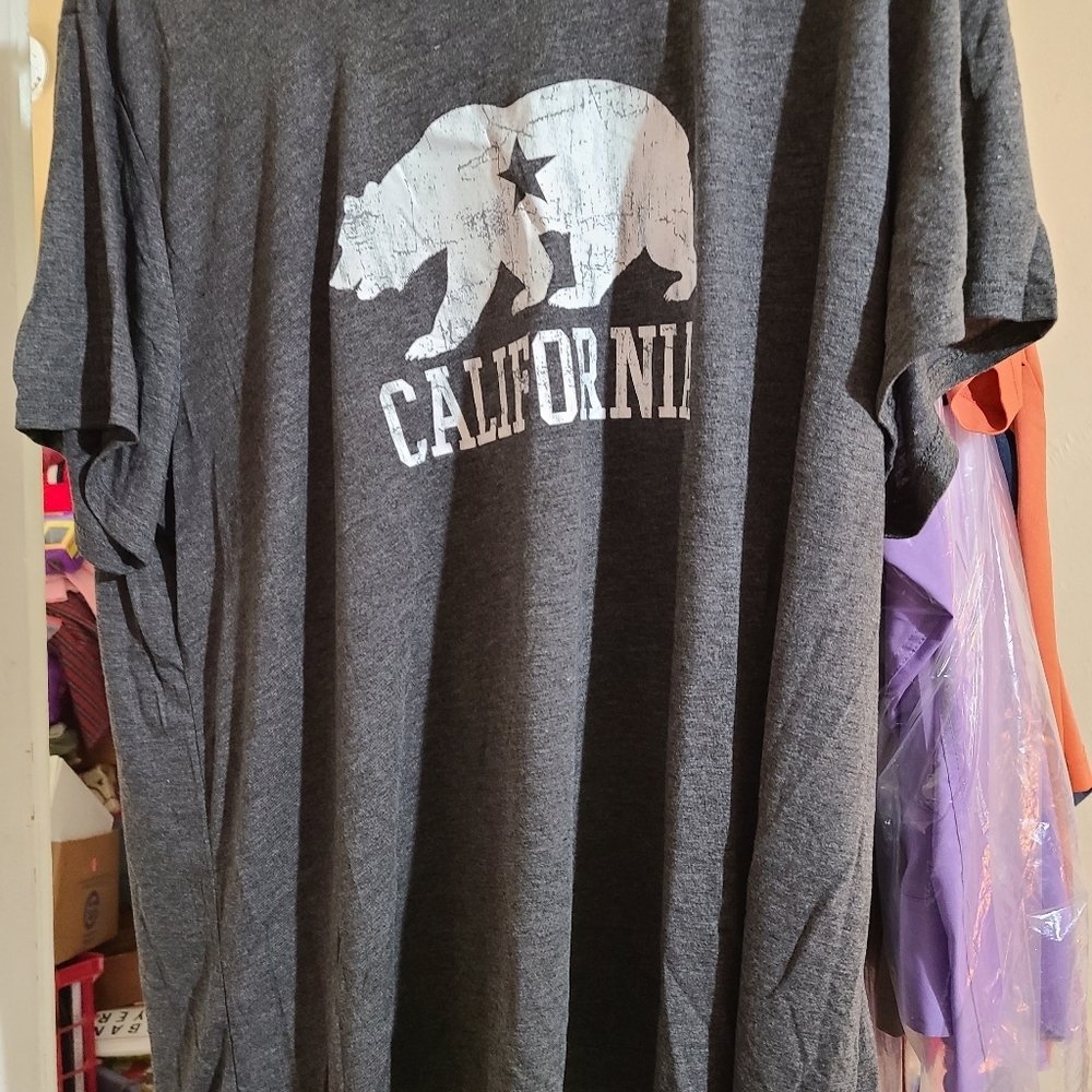 California TSHIRT